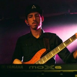 Meet your Posher, Efrain